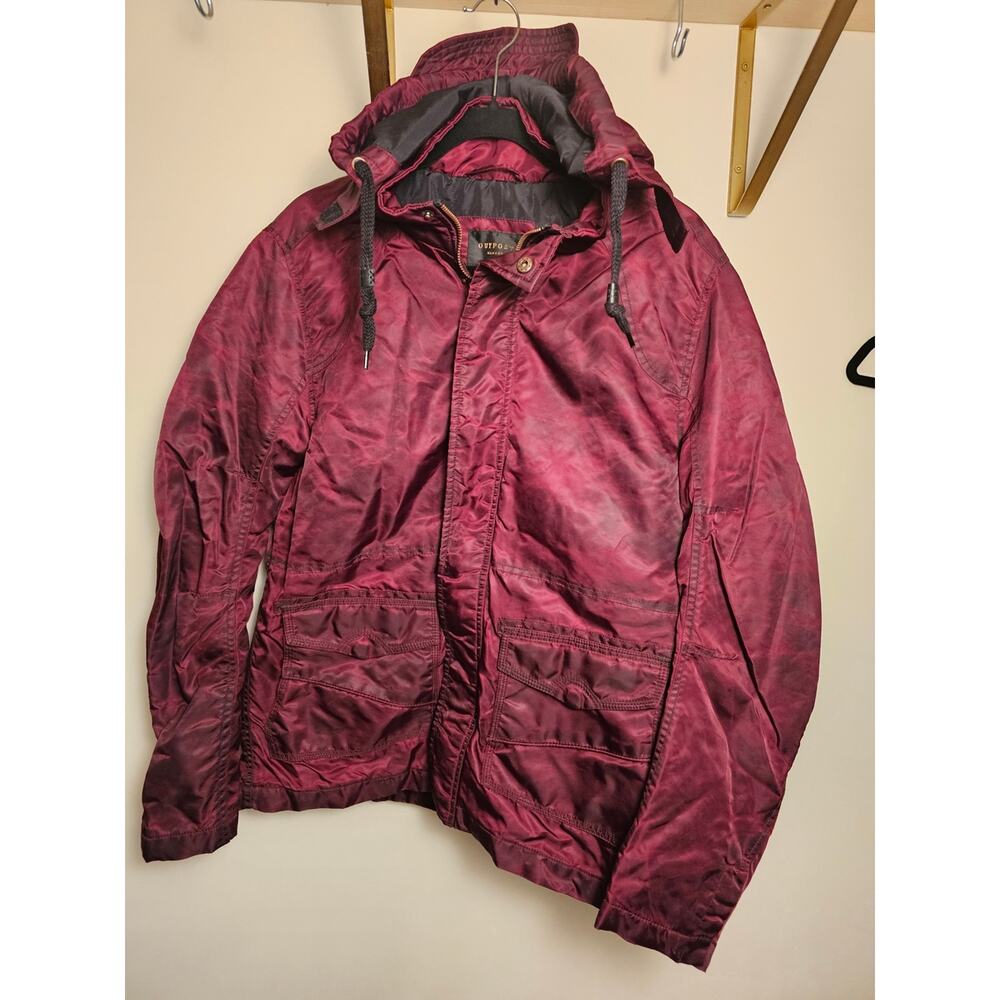 Buckle's Outpost Makers Men's Burgundy Hooded Jacket